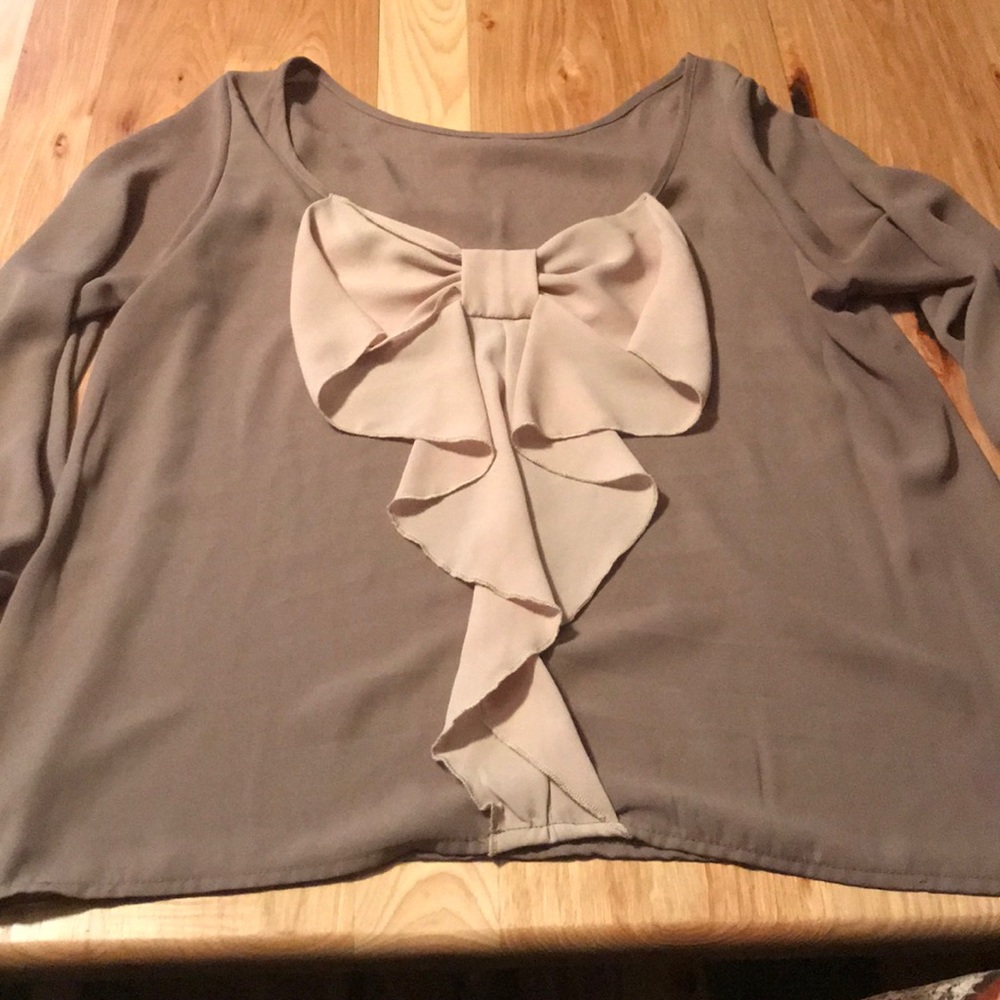 Dainty hooligan blouse